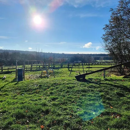 Landhaeuschen Naturnah *