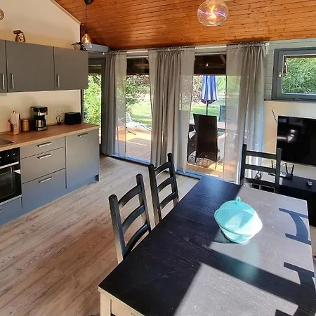 Landhaeuschen Naturnah * Welschneudorf