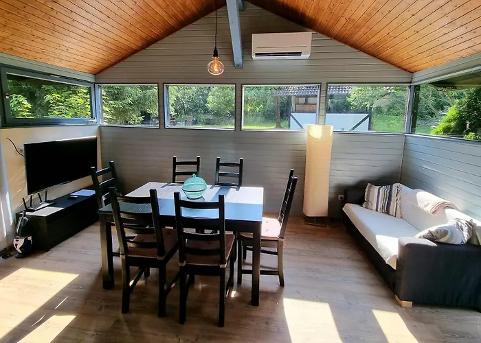 Landhaeuschen Naturnah Σπίτι διακοπών *